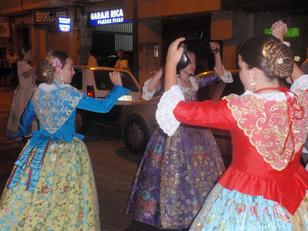 Grupo de Danza - San Vicente en el Altar del Angel Custodio
